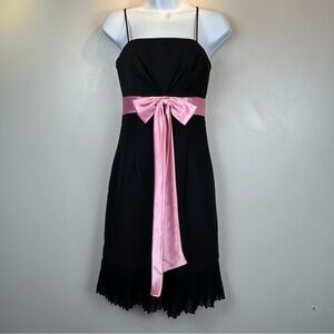 Vintage Cache Cocktail Party Dress Womens‎ 0 Black Pink Satin Bow Pleated Hem